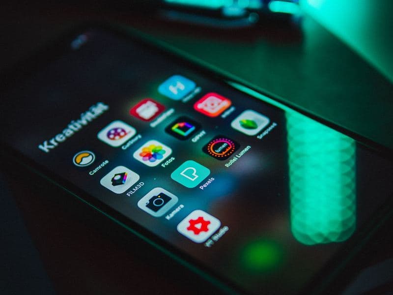 Technology platforms: A smartphone showing app icons. Photo by Buxteh on Pexels.